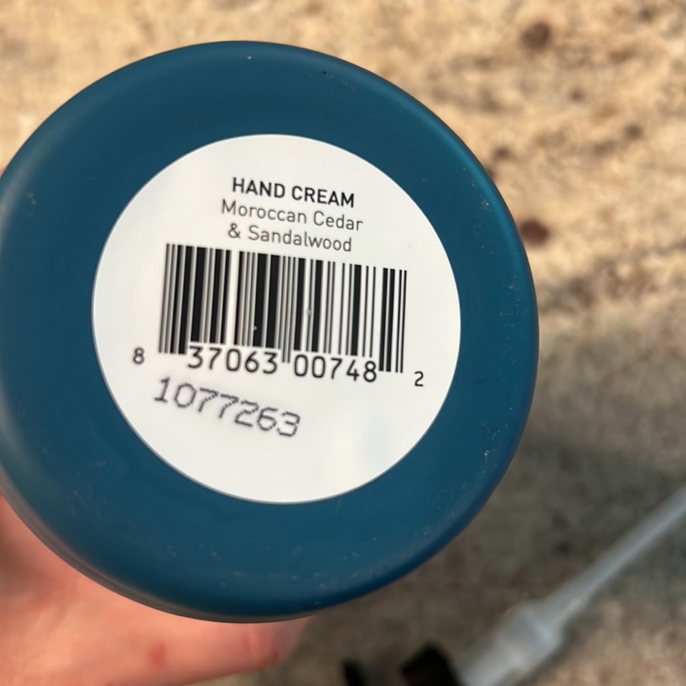 Pangea Hand Cream - Picture 4 of 4